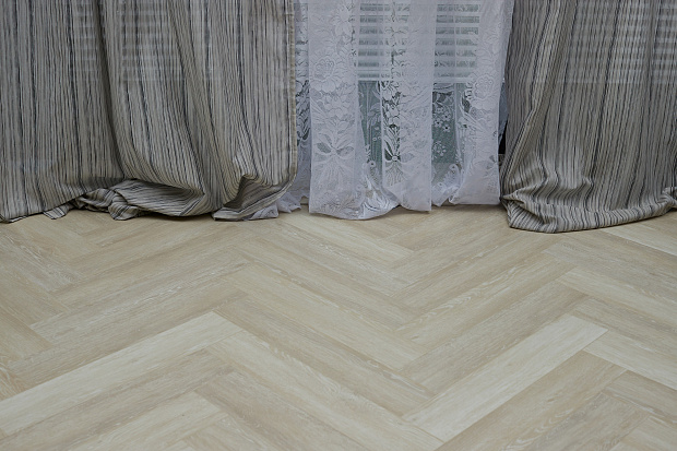 SPC-ламинат Steinholz Herringbone Ракс STH043H