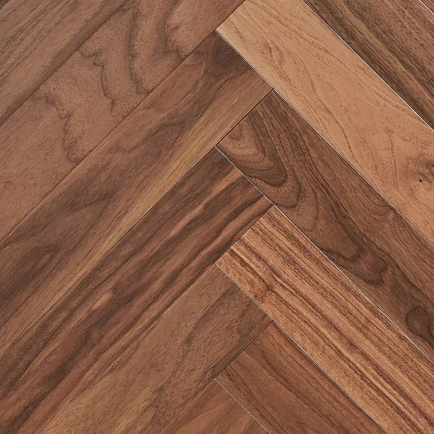 Инженерная доска Wood Bee Английская елка АМЕРИКАНСКИЙ ОРЕХ SELECT