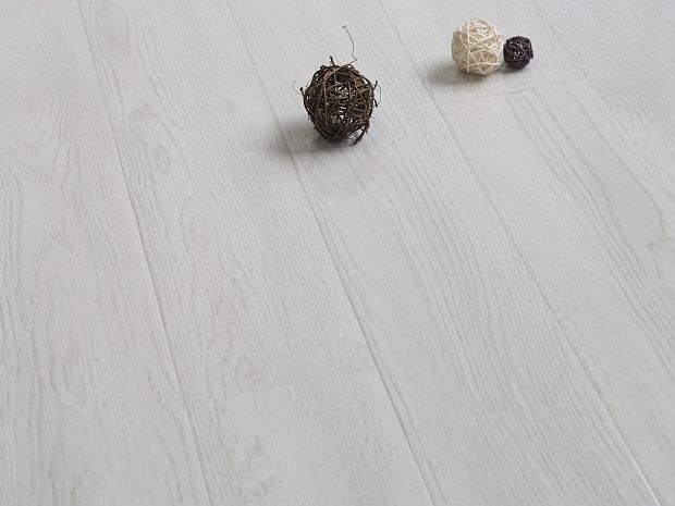 Ламинат Lamiwood Glanz 301 Дуб Шифон