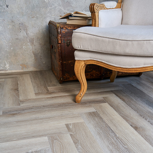 Vinilam Parquet Herringbone Glue GD11122  (Паркет Эрмитаж)