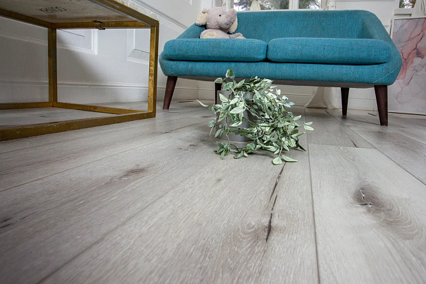 SPC-ламинат Damy Floor Family T7020-2 Дуб Классический Серый