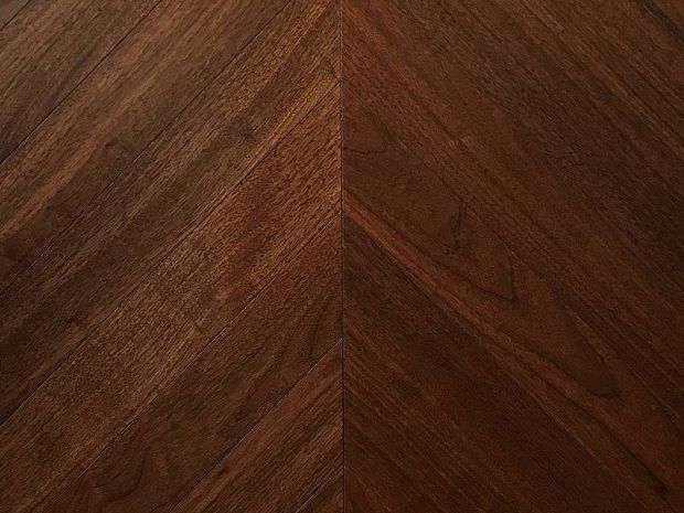 Инженерная доска Wood Bee Французская елка АМЕРИКАНСКИЙ ОРЕХ SELECT