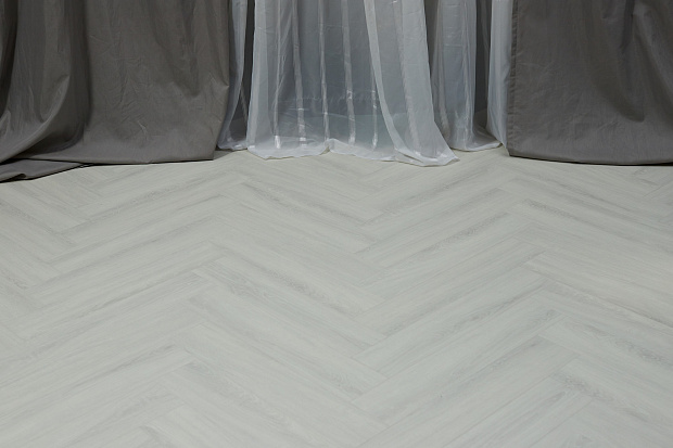 SPC-ламинат Steinholz Herringbone Амбрас STH036H