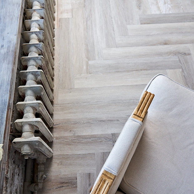 Vinilam Parquet Herringbone Glue GD11122  (Паркет Эрмитаж)